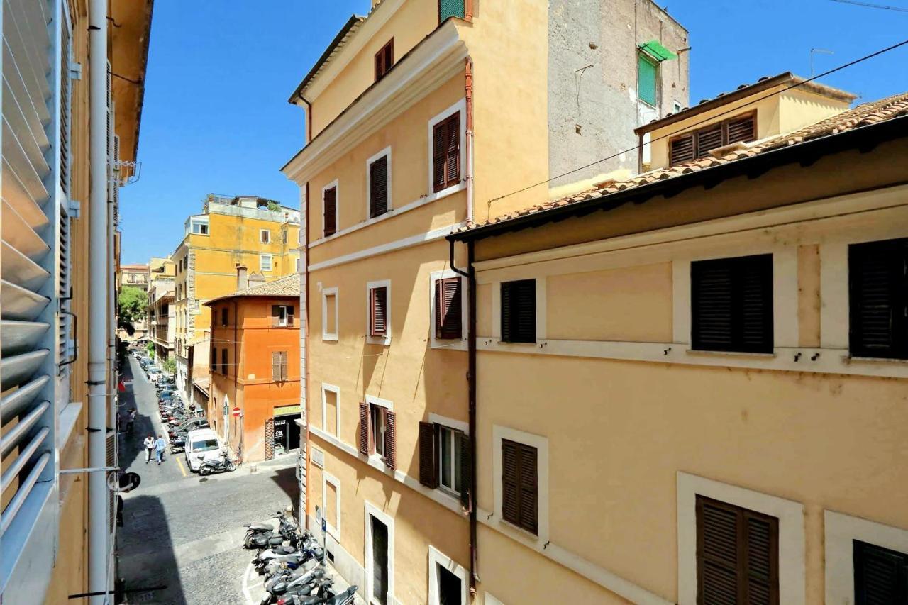 Borgo Pio Apartment Rome Luaran gambar